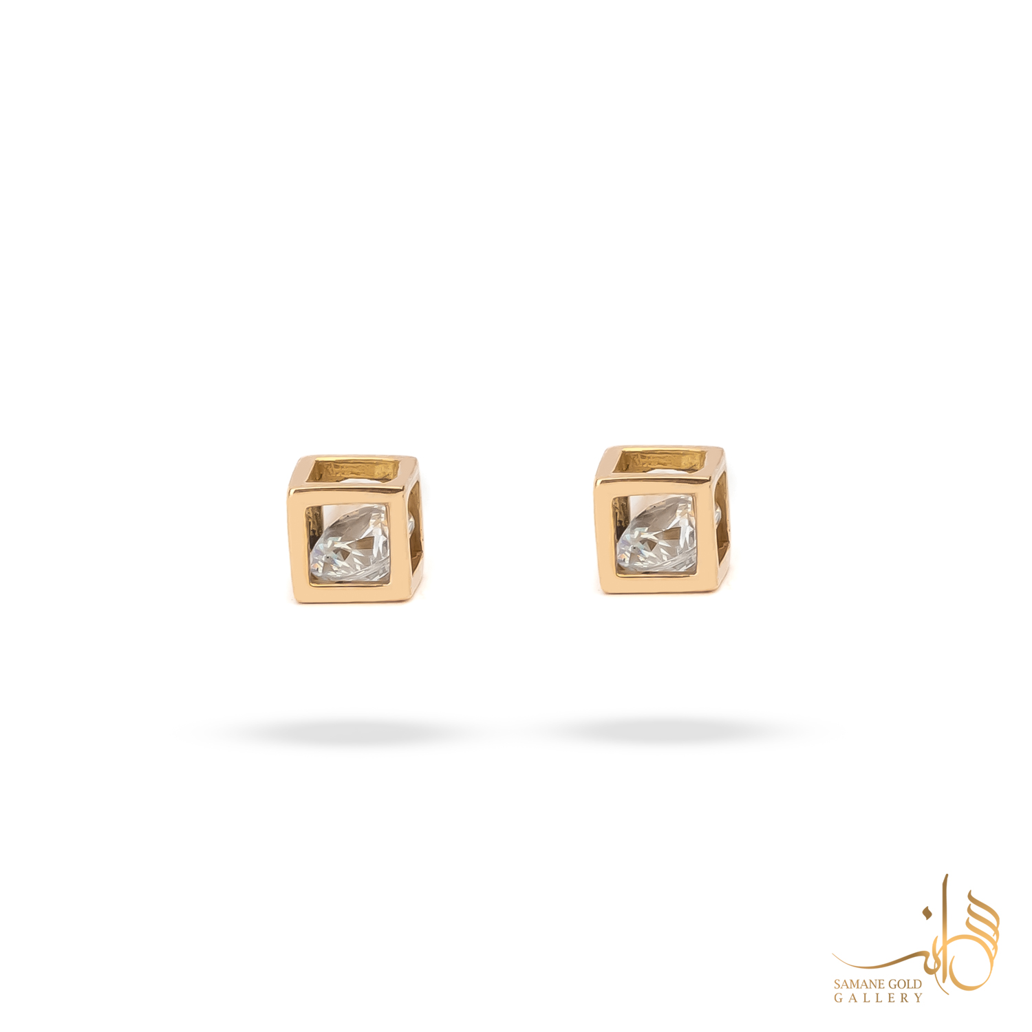 گوشواره طلا میخی مکعب تک‌نگین