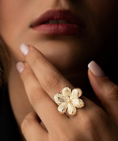 انگشتر طلا زنانه طرح گل سمانه گلد شیک