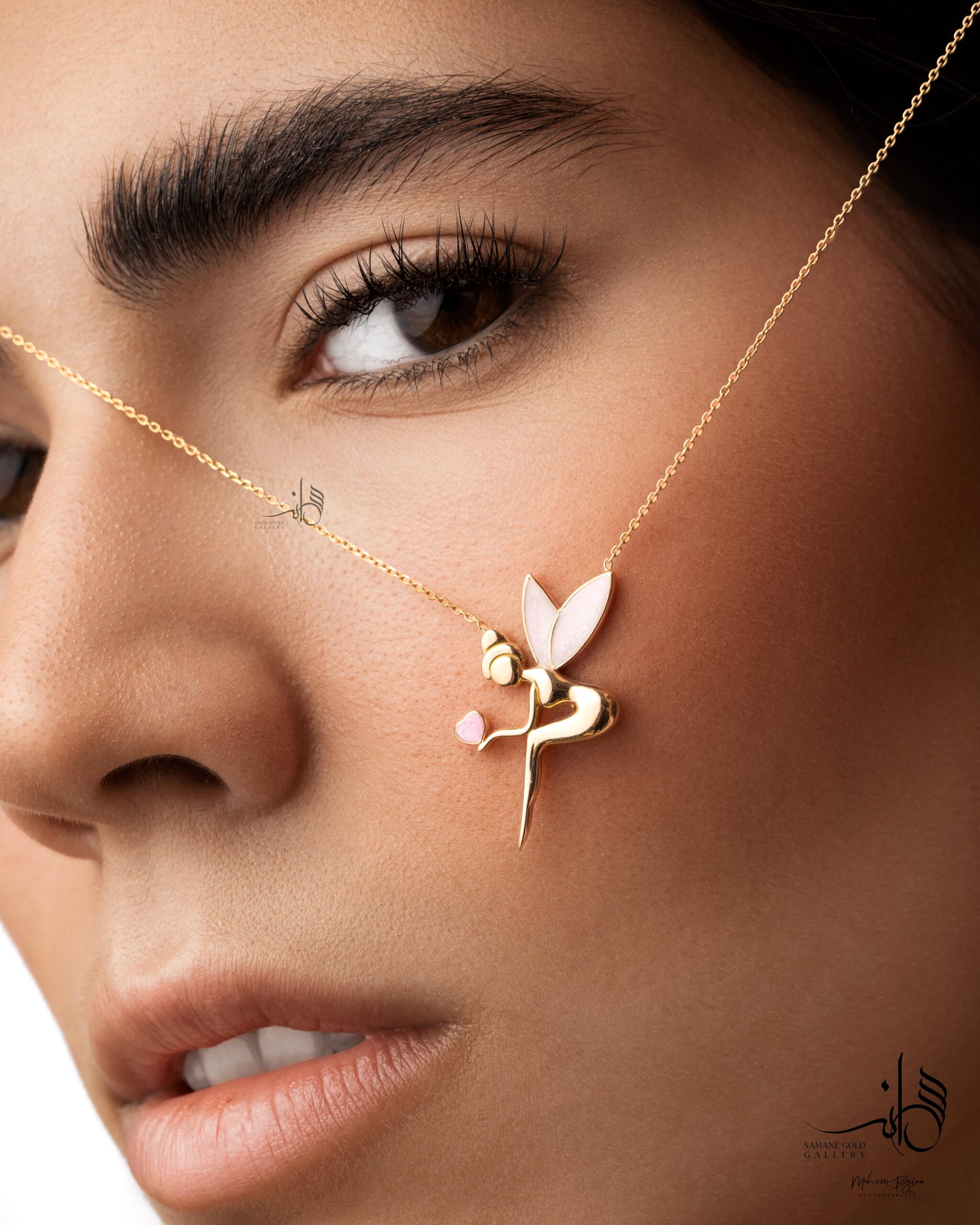 گردنبند طلا فرشته با قلب مینا کاری صورتی